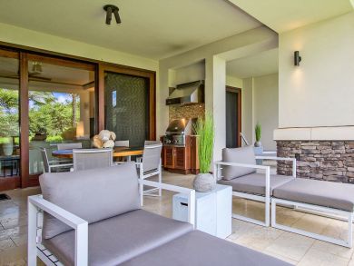 Posh Three Bedroom Luxury Residence for Maui Vacation Posh Three Bedroom Luxury Residence for Maui Vacation